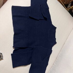 Gentle herd cropped 100% yak wool sweater